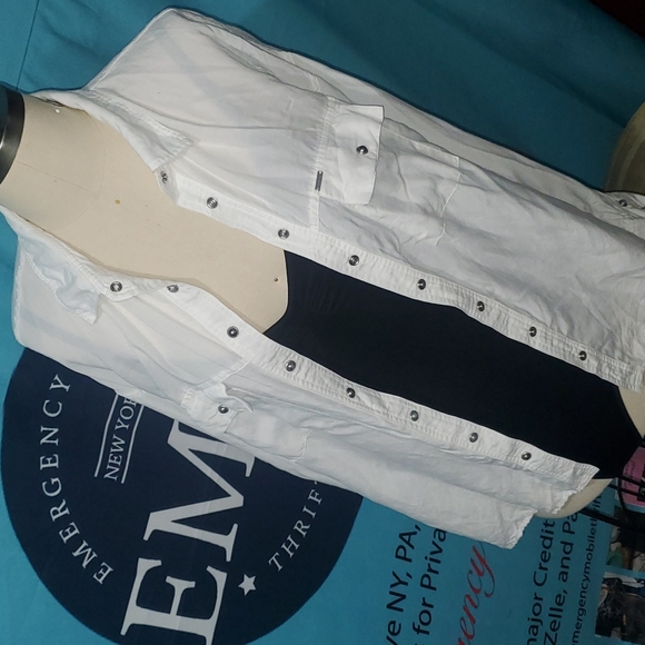 Salsa Button-down Shirt - Picture 8 of 9